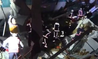 Εφιάλτης στην Άγκυρα: Σιδηροδρομικό δυστύχημα με τέσσερις νεκρούς και πολλούς τραυματίες (βίντεο)