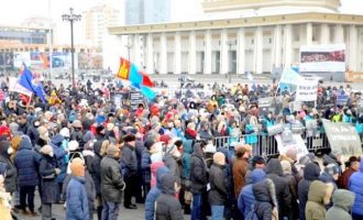 Xιλιάδες Μογγόλοι διαδήλωσαν στους -25 βαθμούς Κελσίου κατά της διαφθοράς
