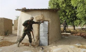 Η Μπόκο Χαράμ επιτέθηκε σε στρατιωτική βάση στη Νιγηρία – Νεκροί οκτώ στρατιώτες