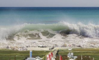 Παλιρροϊκά κύματα στον Ειρηνικό μετά από ισχυρό σεισμό στην Νέα Καληδονία