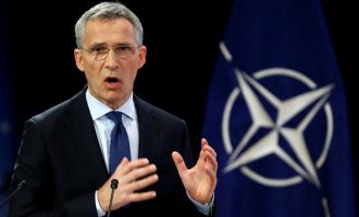 Στόλτενμπεργκ: Το ΝΑΤΟ θα υπογράψει σύντομα το πρωτόκολλο ένταξης των Σκοπίων