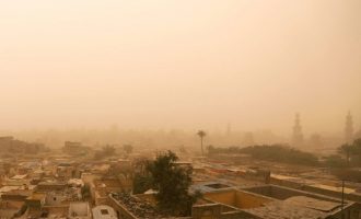 Σφοδρή αμμοθύελλα σκότωσε 5 άτομα στο Κάιρο