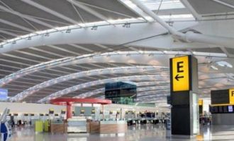 Βρετανία: Ντρον καθήλωσε τα αεροσκάφη στο αεροδρόμιο Χίθροου