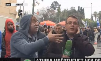 «Μακεδονομάχοι» στο Σύνταγμα «την πέφτουν» σε Αλβανό δημοσιογράφο γιατί τον πέρασαν για Σκοπιανό (βίντεο)