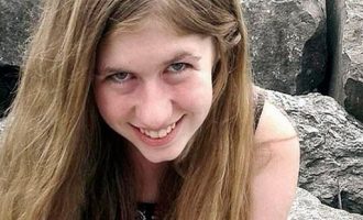 13χρονη βρέθηκε ζωντανή μήνες μετά τη δολοφονία των γονιών της – Πού την εντόπισαν