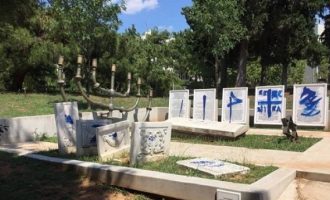 Βανδάλισαν για δεύτερη φορά σε 6 μήνες το μνημείο του εβραϊκού νεκροταφείου στο ΑΠΘ
