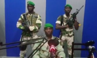 Συνελήφθη ο επικεφαλής των πραξικοπηματιών στη Γκαμπόν – Σκοτώθηκαν δύο συνεργοί του