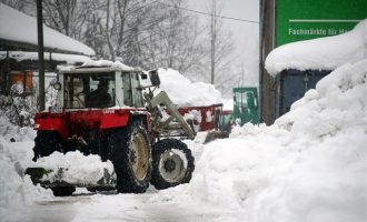 Αυστρία και Γερμανία τα… είδαν όλα από την κακοκαιρία – «Κόλαση του χιονιού»