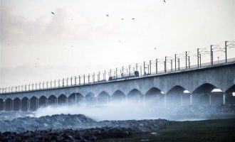 Τραγωδία στη Δανία: Σιδηροδρομικό δυστύχημα πάνω σε γέφυρα – Υπάρχουν νεκροί