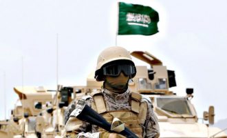 Σαουδική Αραβία και Εμιράτα έχουν αναπτύξει στρατεύματα στη βόρεια Συρία