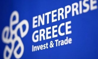 DW: Η Ελλάδα έχει εξελιχθεί σε αγαπημένο προορισμό για ξένες επενδύσεις