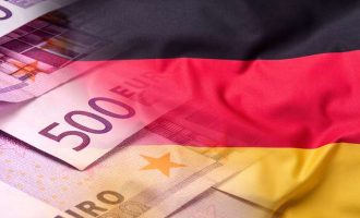 «Κλαίγονται» οι Γερμανοί: Έχουμε τον δεύτερο χαμηλότερο βασικό μισθό στη Δυτική Ευρώπη
