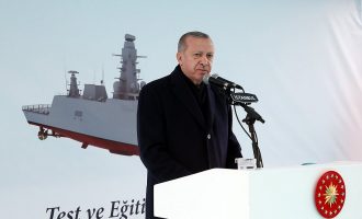 Ο Ερντογάν απέκτησε κατασκοπευτικό σκάφος – Το βγάζει σε Μαύρη Θάλασσα και Ανατολική Μεσόγειο