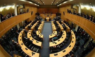 Η κυπριακή Βουλή καταδίκασε ομόφωνα τη στρατιωτική εμπλοκή της Τουρκίας στη Λιβύη