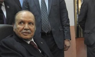 Αντιστράτηγος Σάλαχ: Να κηρυχθεί ο Μπουτεφλίκα «ανίκανος» για να ηρεμήσει η Αλγερία