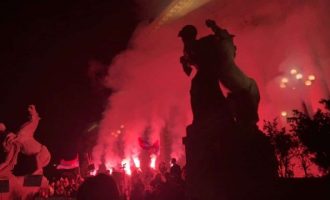 Για «Βαλκανική Άνοιξη» γράφουν στο Twitter μετά τις μεγάλες διαδηλώσεις στα Βαλκάνια