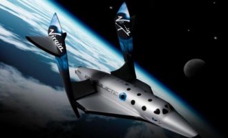 Το SpaceShip Two VSS Unity του Μπράνσον έφτασε σε ύψος 89,9 χλμ στην «κόψη» του διαστήματος