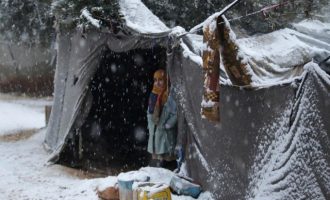 29 παιδιά και βρέφη πέθαναν από το κρύο σε καταυλισμό τη βορειοανατολική Συρία
