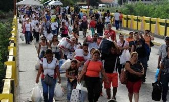 200 τόνους ανθρωπιστικής βοήθειας από αμερικανικά αεροσκάφη στη Βενεζουέλα