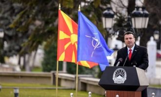 Tα Σκόπια μετονομάζονται σε Βόρεια Μακεδονία – Σε ισχύ η Συμφωνία των Πρεσπών
