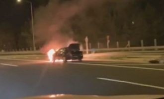 Αυτοκίνητο τυλίχτηκε στις φλόγες στη Μαλακάσα (φωτο+βίντεο)