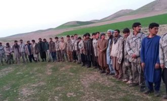Οι Ταλιμπάν αιχμαλώτισαν 50 Αφγανούς στρατιώτες (φωτο)