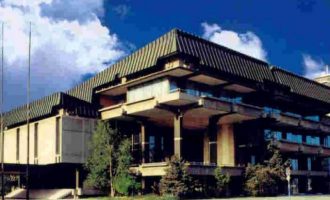 Η «Μακεδονική Ακαδημία» δεν θέλει να αλλάξει όνομα για να μη «χαλάσει» η διεύθυνση στο internet