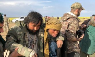 Δείτε (φωτο) τους τζιχαντιστές που παραδίδονται στους Κούρδους – Από Φινλανδοί έως Τουρκομογγόλοι
