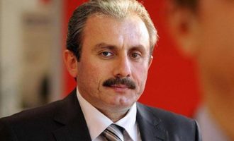 Αλβανός ο νέος πρόεδρος της τουρκικής Βουλής – Πώς βρέθηκαν οι Αλβανοί στην Τουρκία