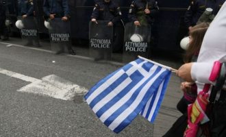 25η Μαρτίου: Ποιοι δρόμοι της Αθήνας θα είναι κλειστοί για την παρέλαση