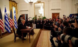 25η Μαρτίου στον Λευκό Οίκο – Τραμπ: «Οι ΗΠΑ έχουν διαμορφωθεί βαθιά από τον ελληνικό πολιτισμό»