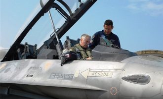 Μήνυμα ετοιμότητας από τον Αρχηγό ΓΕΕΘΑ – Πέταξε στη Λήμνο με F-16