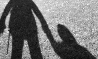Θρίλερ στην Πεύκη: Καταγγελία για απόπειρα απαγωγής 12χρονης μαθήτριας