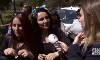 Και φέτος δεκάδες χιλιάδες Τούρκοι πήγαν για τάμα στον Άγιο Γεώργιο στην Πρίγκηπο (βίντεο)