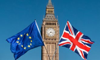 Δημοσκόπηση: Μετάνιωσαν οι Βρετανοί για το Brexit – Θέλουν επανένταξη στην ΕΕ