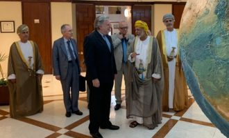 Ολοκληρώθηκε με επιτυχία η επίσκεψη Κατρούγκαλου στο Ομάν – Τι συμφωνήθηκε