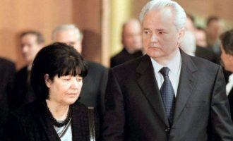 Πέθανε αυτοεξόριστη στη Ρωσία η χήρα του Σλόμπονταν Μιλόσεβιτς