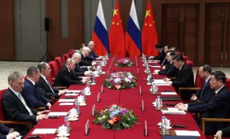 Βλ. Πούτιν: Η Μόσχα καλωσορίζει την αύξηση των εμπορικών σχέσεών της με την Κίνα