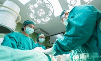 Νοσοκομείο τραβούσε βίντεο κρυφά γυμνές γυναίκες στο χειρουργείο