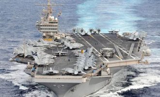 Δόθηκε εντολή στο αεροπλανοφόρο «USS Abraham Lincoln» να καταπλεύσει στη Σούδα