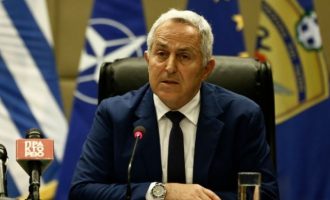 Αποστολάκης: Το «Ορούτς Ρέις» έπρεπε να ζητήσει άδεια – Μην κάνουμε πολεμικά σενάρια
