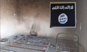 Το Ισλαμικό Κράτος πυρπόλησε χωριό δυτικά της Μοσούλης
