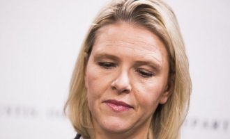 Νoρβηγίδα υπουργός Υγείας: Αφήστε τον κόσμο να πίνει και να καπνίζει όσο θέλει