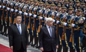 Με μεγάλες τιμές υποδέχτηκε τον Πρ. Παυλόπουλο ο Πρόεδρος της Κίνας