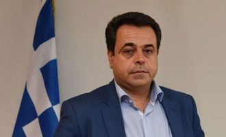 Νεκτ. Σαντορινιός: Ο Πλακιωτάκης παραδέχθηκε παραβιάσεις διεθνούς δικαίου και εγκλήματα από την Ελλάδα