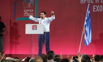 Ο Αλέξης ηγέτης της δημοκρατικής παράταξης – Χαιρέτισε τον δημοκρατικό λαό της Κρήτης