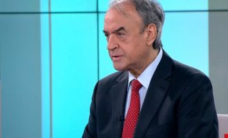 Τσοβόλας: Αγωγή κατά Πέτσα ετοιμάζει ο Παπαγγελόπουλος