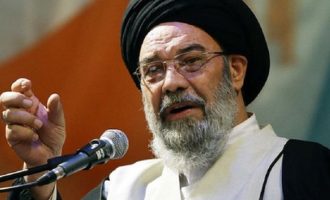 Ιρανός Αγιατολάχ: Θα βυθίσουμε τον αμερικανικό στόλο με βροχή πυραύλων