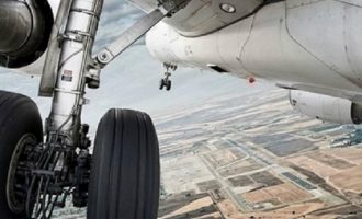 Τρόμος στον αέρα: Έκρηξη σε κινητήρα αεροσκάφους – Έκανε αναγκαστική προσγείωση