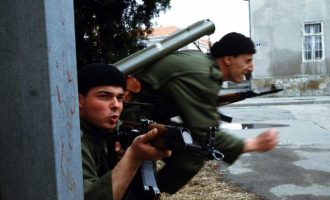 Πώς οι εμφύλιοι της Γιουγκοσλαβίας διαμόρφωσαν μια ολόκληρη φουρνιά ακροδεξιών και τζιχαντιστών